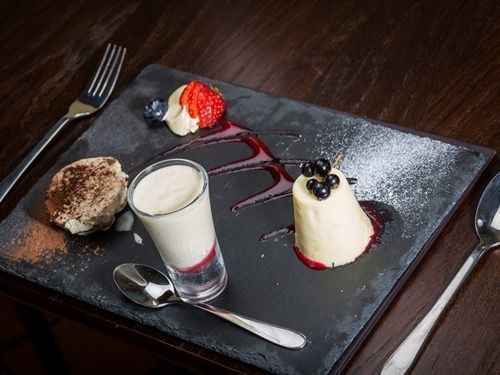 Mildmay Arms Queen Camel 外观 照片
