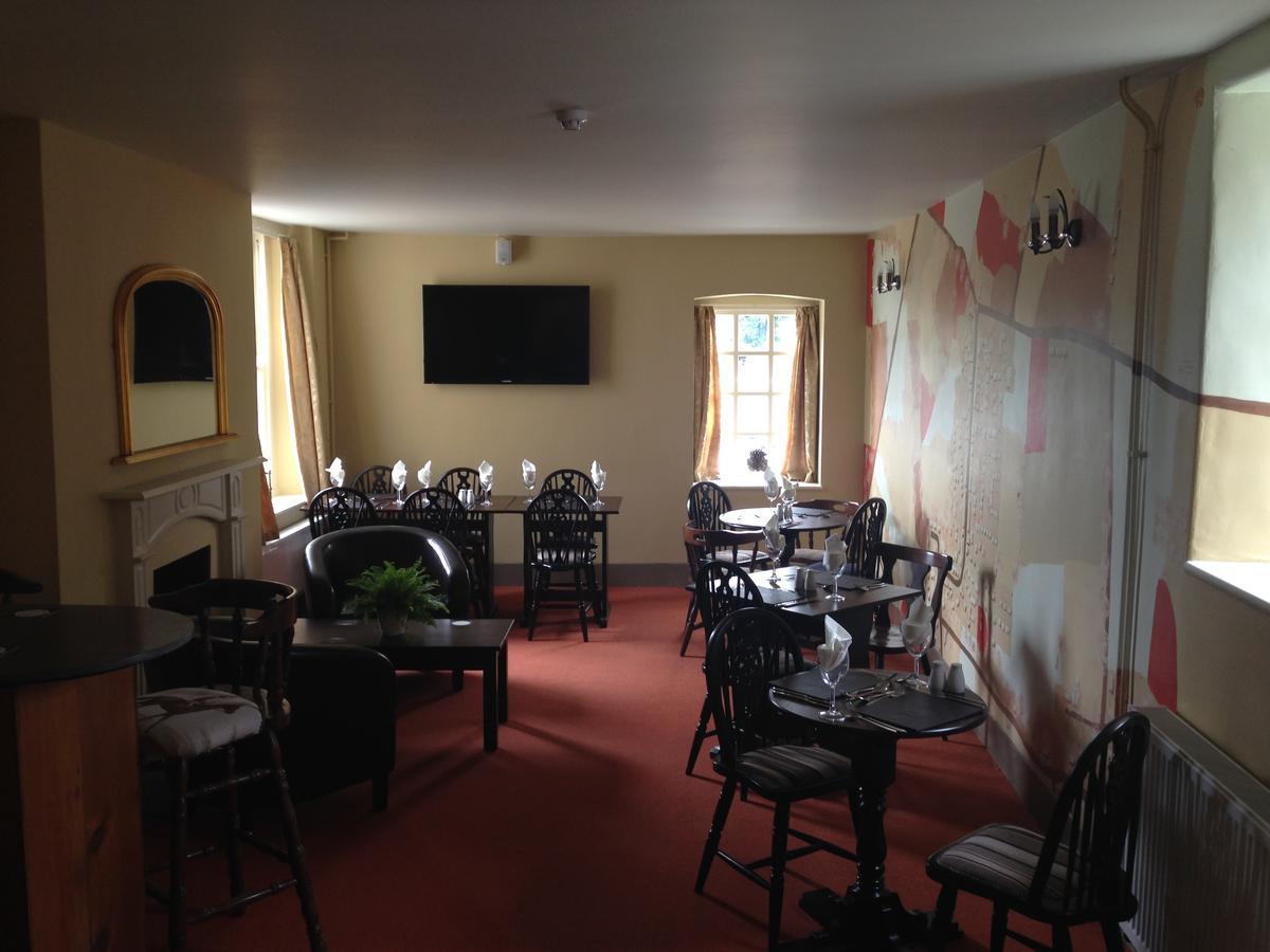 Mildmay Arms Queen Camel 外观 照片