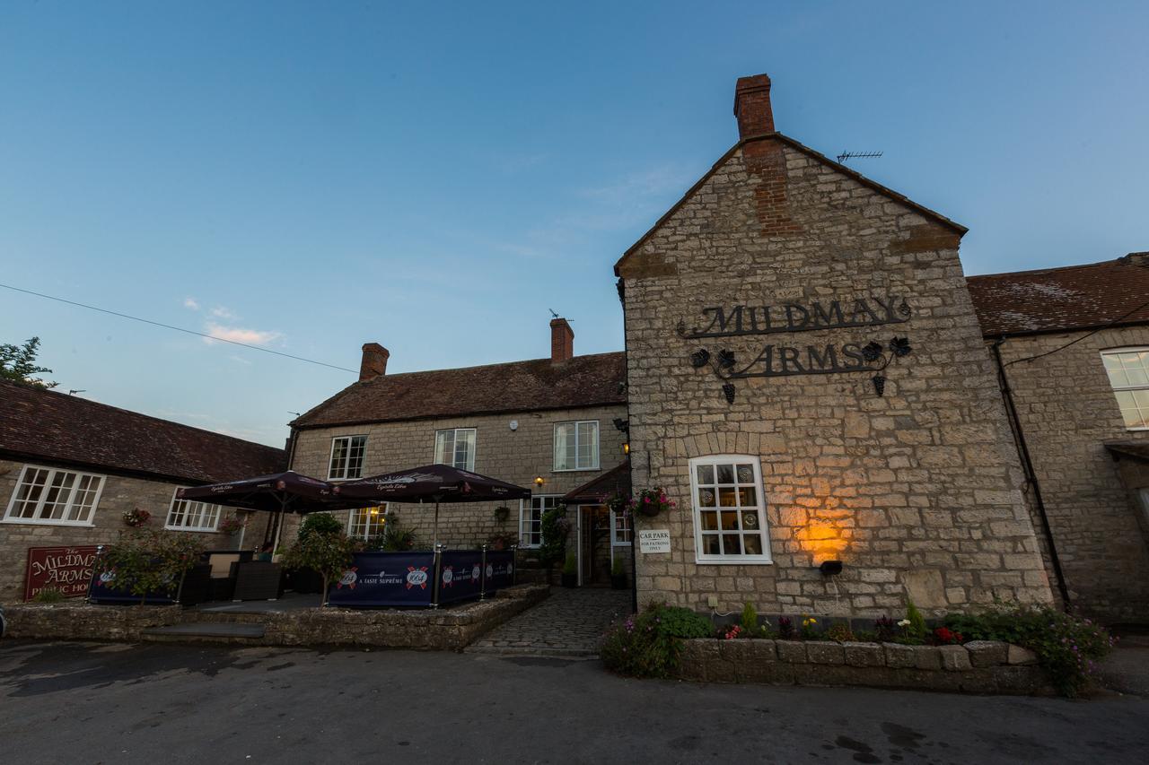 Mildmay Arms Queen Camel 外观 照片